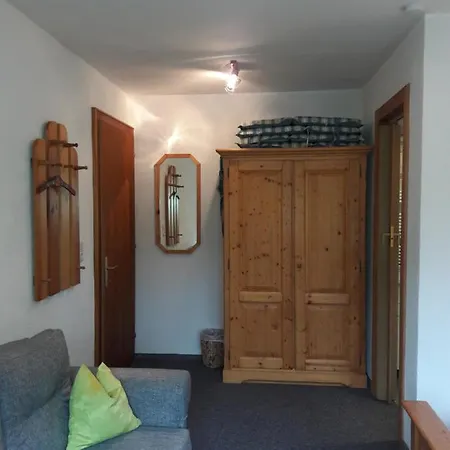 Haus Lifinar - Carmen Juen Apartment