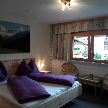 Haus Lifinar - Carmen Juen *